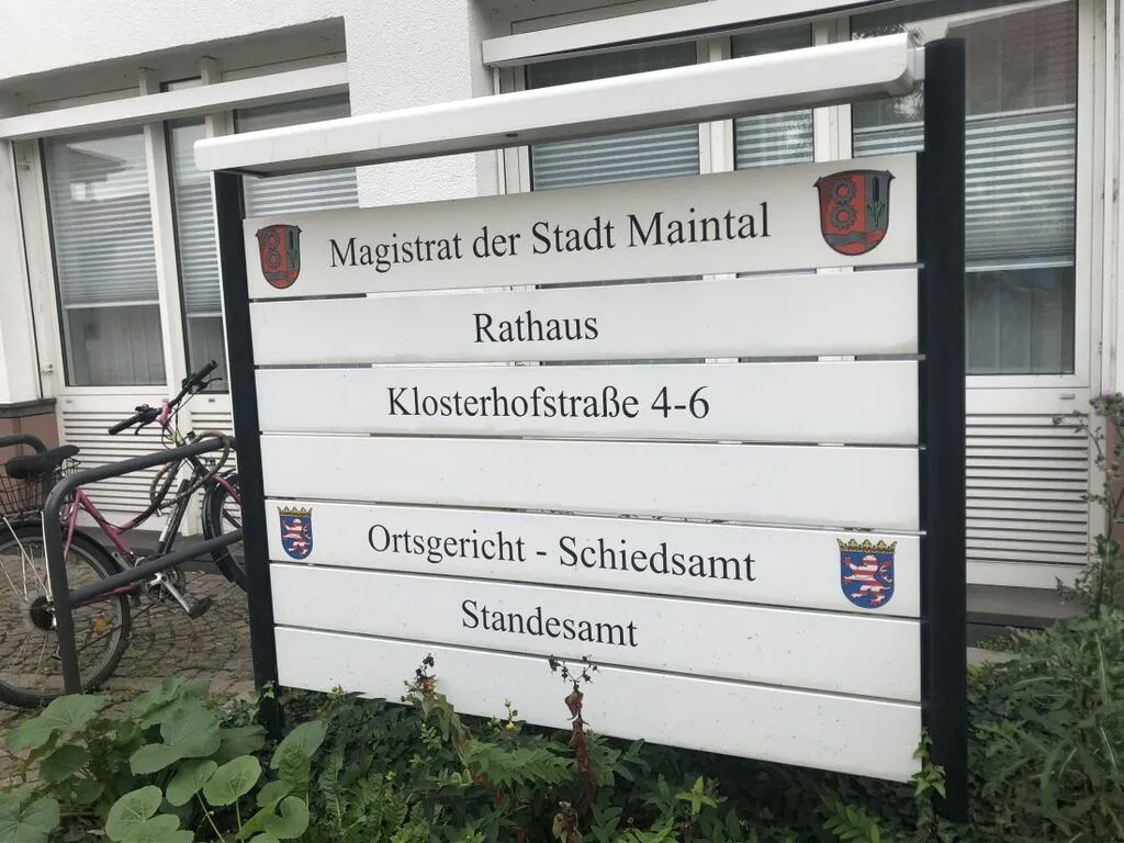 "Das kunstseidene Mädchen" in Maintal abgesagt